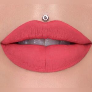 Jeffree Star Velour Liquid lipstick in Clown Blood Shade ~ NIB
